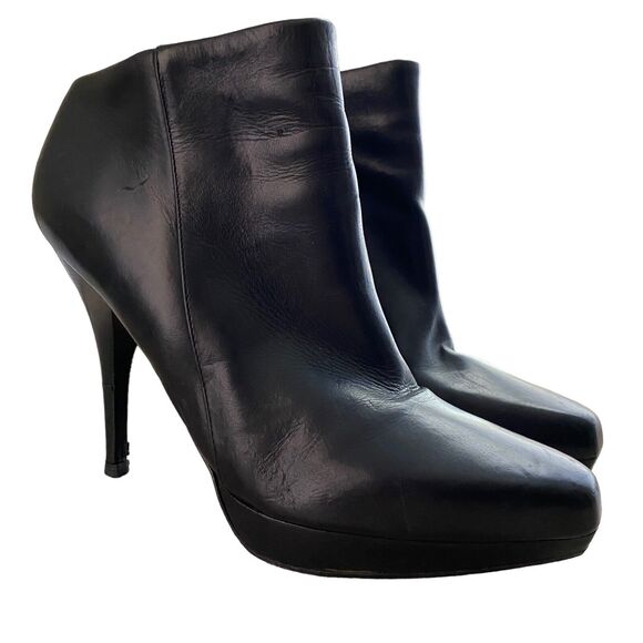 Via Spiga 6.5 Ankle Booties High Heels Square Toe Leather Black - Picture 1 of 13